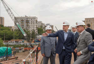 Мэр Москвы Сергей Собянин проинспектировал ход работ по реконструкции Волоколамского путепровода