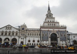 На фото Казанский вокзал