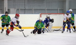  Юные хоккеисты школы олимпийского резерва «Русь» досрочно заняли первое место в чемпионате Москвы