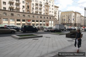 В центре Москвы продолжается благоустройство в рамках "Моей улицы"