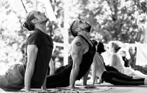 В парке у реки Городни пройдет тренировка по йоге 