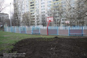 Спортивная площадка во дворе Зябликова