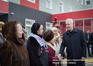 Сергей Собянин во время открытия новой поликлиники