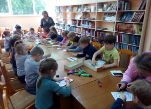 Путешествие по сказкам Пушкина организовали сотрудники местной библиотеки