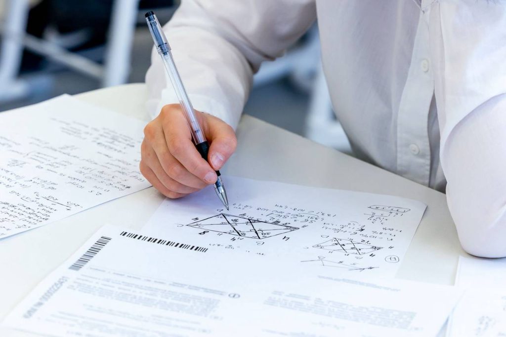 Для участия в ЕГЭ зарегистрировались 90 тысяч москвичей. Фото: пресс-служба Департамента образования и науки города Москвы