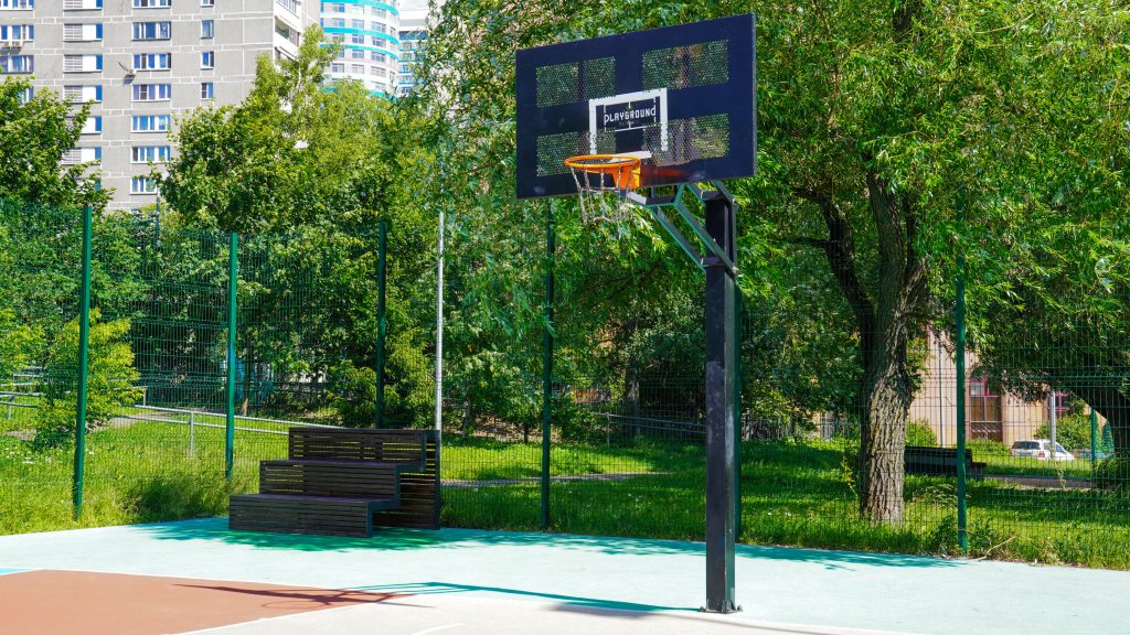 Сотрудники ЦДКиС «Юг столицы» проведут спортивную программу для жителей Зябликово. Фото: Ксения Догонашева, «Вечерняя Москва»