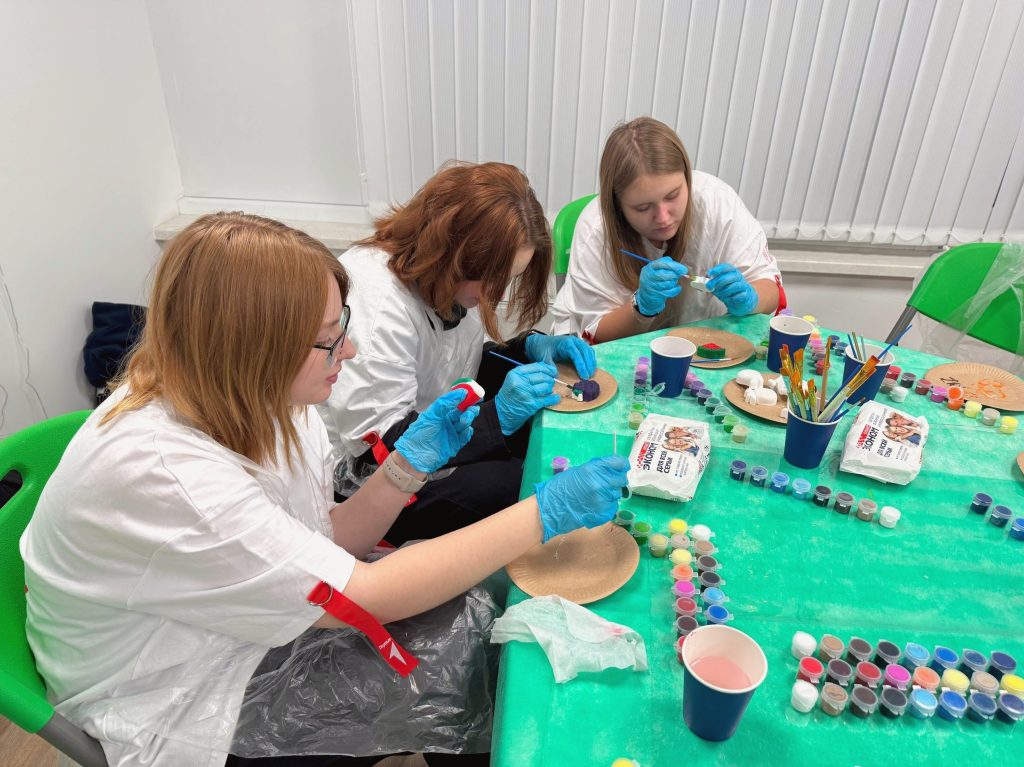 Представители ОКГ «Столица» посетили церемонию награждения участников проекта «Премия Первых». Фото: официальная страница Образовательного комплекса градостроительства «Столица» в социальных сетях