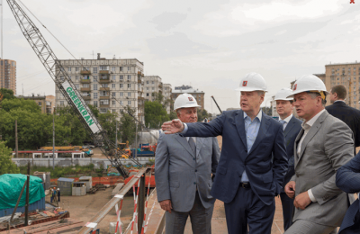 Мэр Москвы Сергей Собянин проинспектировал ход работ по реконструкции Волоколамского путепровода