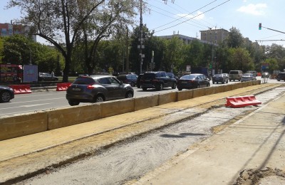 На Люсиновской улице продолжается благоустройство в рамках программы «Моя улица»