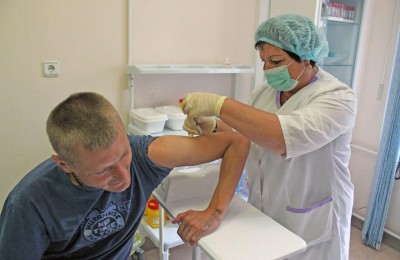 Более 4 миллионов москвичей поставили прививки от гриппа