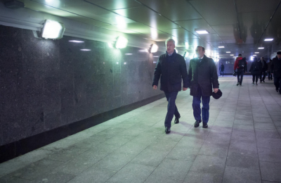 Мэр Москвы Сергей Собянин осмотрел итоги капитального ремонта подземного пешеходного перехода на Тверской улице