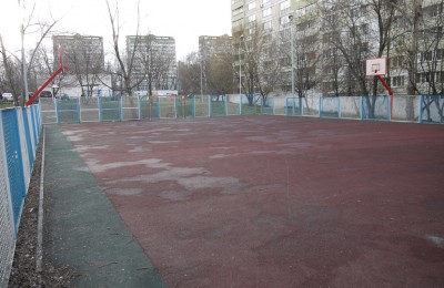 Одна из спортивных площадок в районе Зябликово