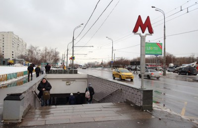 в районе Зябликово находится вестибюль станции «Красногвардейская», которая принадлежит к Замоскворецкой линии