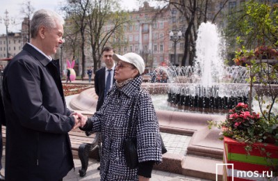 Собянин принял участие в запуске фонтана на Пушкинской площади в ЦАО Москвы