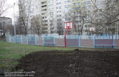 Спортивная площадка во дворе Зябликова
