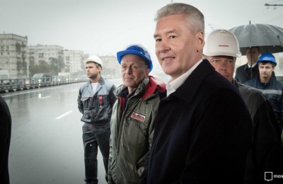 По словам Собянина, завершился этап реконструкции Калужского шоссе в юго-западном направлении от Москвы