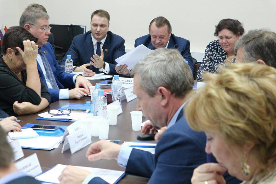 Заседание окружного Координационного совета «Единой России» по работе с муниципальными депутатами