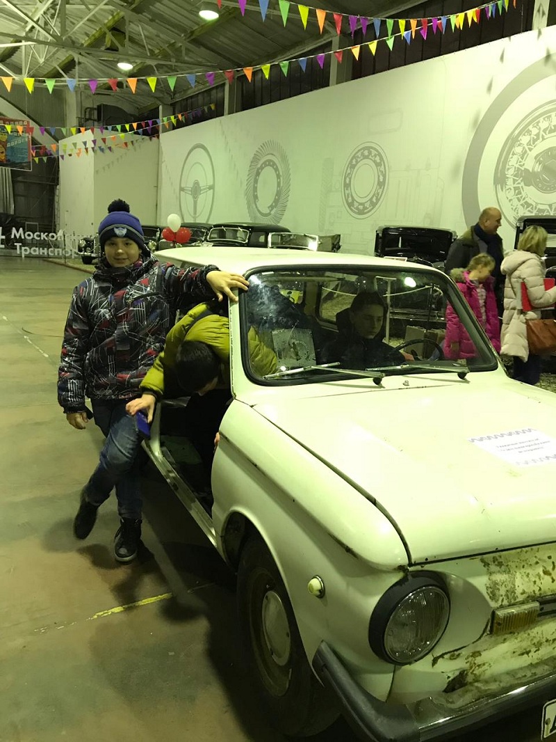 Планета семьи, Московский транспорт, 18122