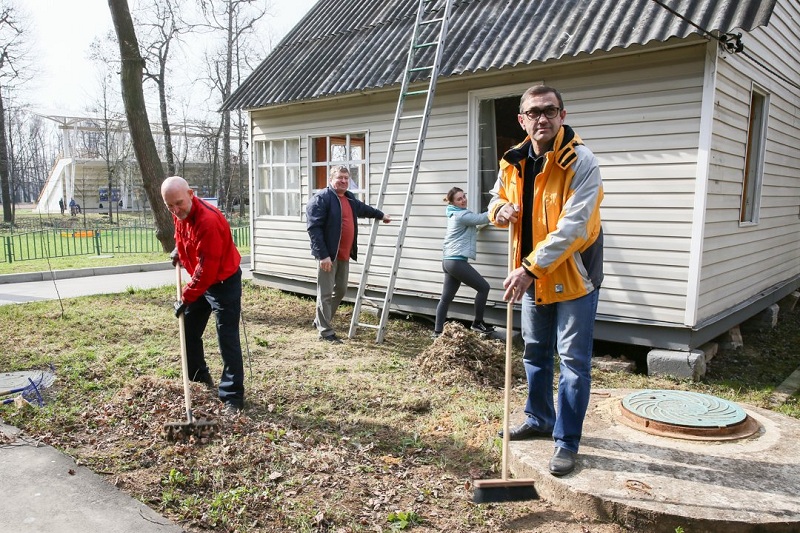субботник апаренки, МЧС, актуалка, 2304