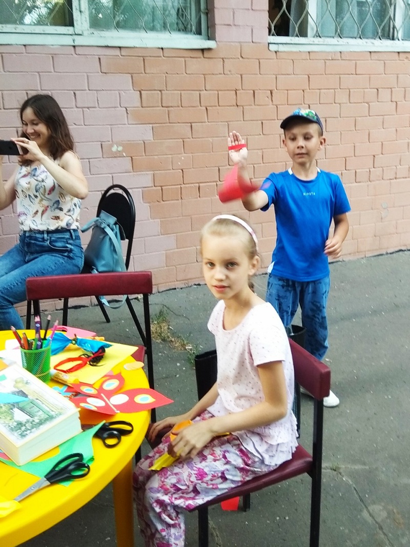 библиотека 144, бабочки, летняя читальня, 1906 (3)