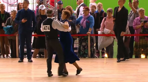 Скриншот с прямого эфира, Ирен Семина и Вячеслав Гоцуляк, танцевальный марафон, долголетие, 2607