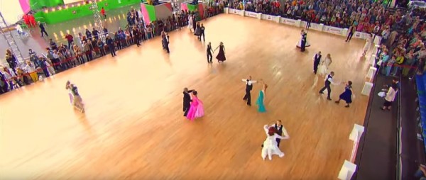 Скриншот с прямого эфира, Ирен Семина и Вячеслав Гоцуляк, танцевальный марафон, долголетие, 26073