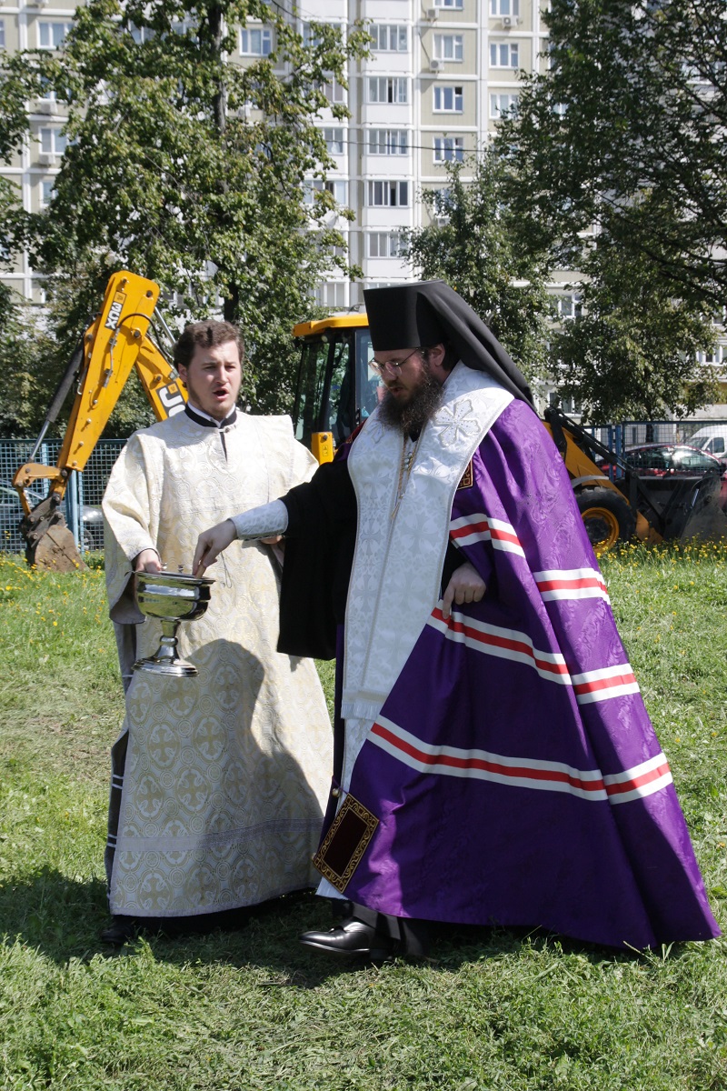 Храм Похвалы Пресвятой Богородицы, молебен, начало строительства, владыка Фома, 1308 (12)
