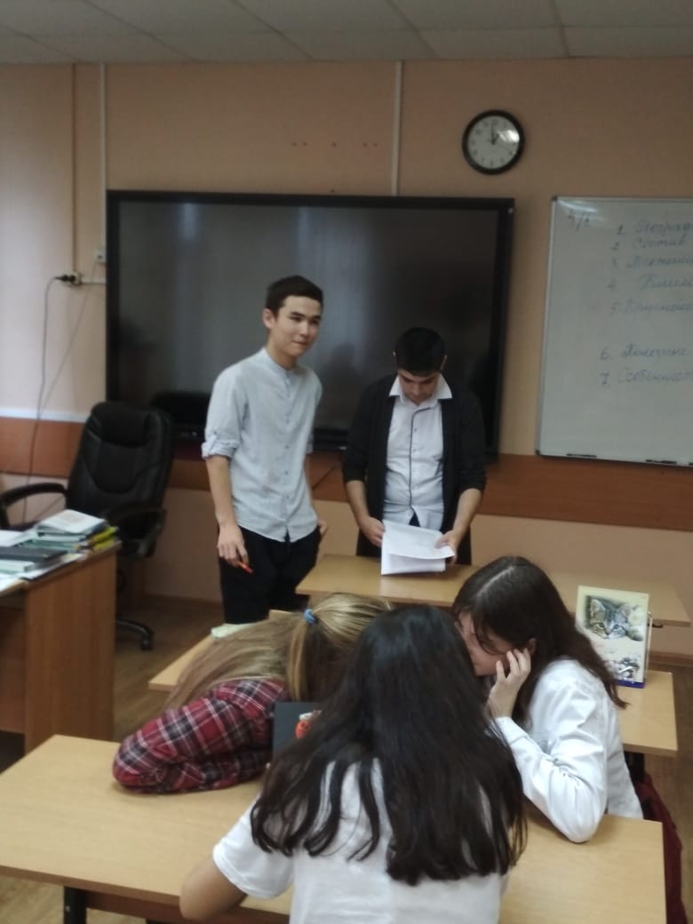 школа 2116, День учителя, день самоуправления, Богданова, 0710 (18)