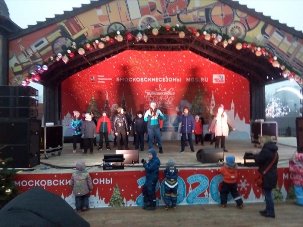 Ореховый бульвар, Путешествие в Рождество, фестиваль, Смирнова, 2012 (1)