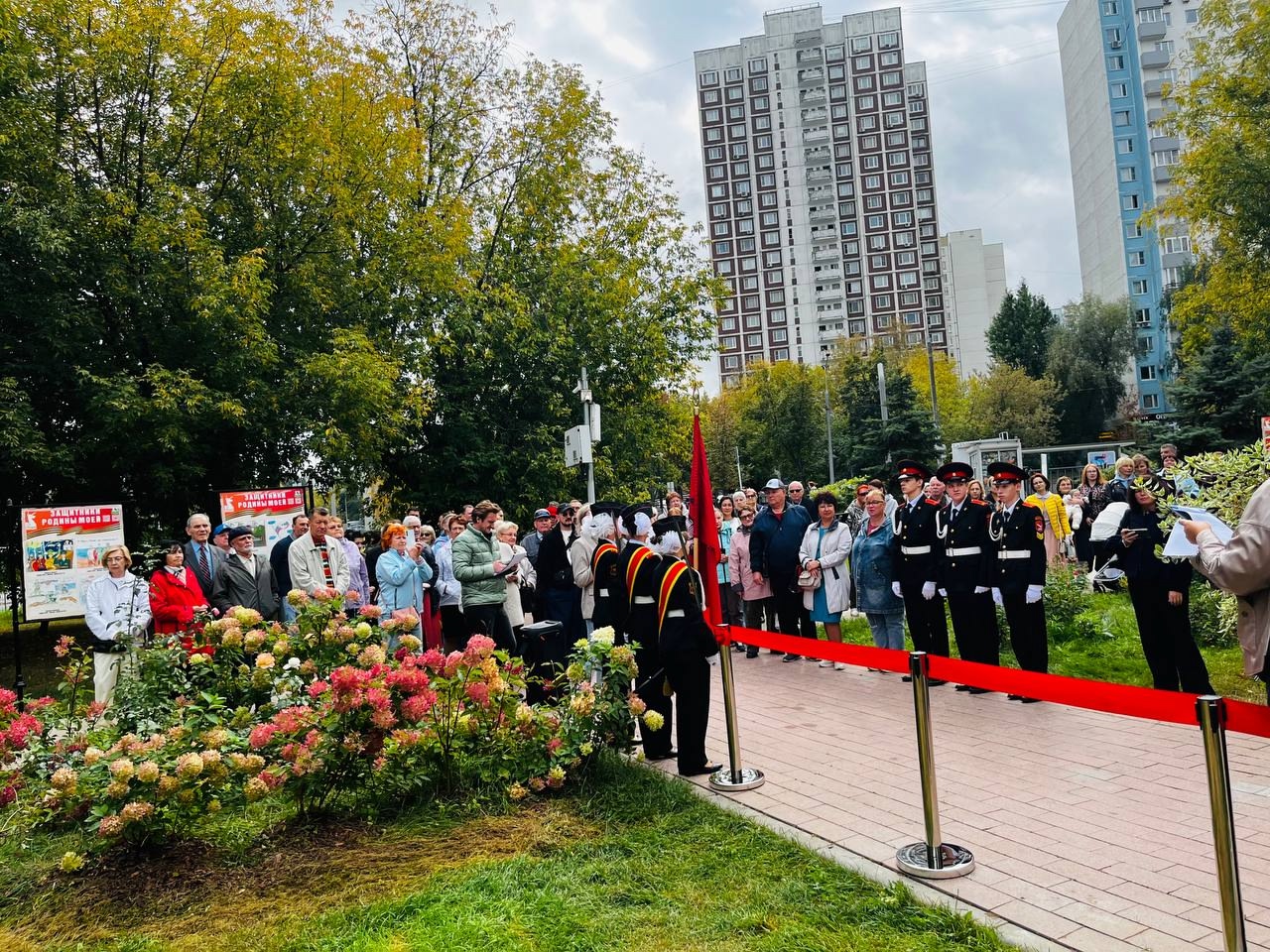 Участие в торжественном открытие стелы «Сквер воинской славы» принял глава управы Зябликова. Фото: официальная страница управы района Зябликово в социальных сетях