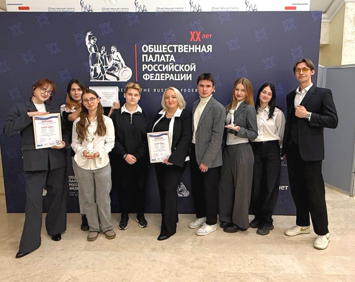 Победителями волонтерского конкурса стали студенты ОКГ «Столица». Фото: официальная страница Образовательного комплекса градостроительства «Столица» в социальных сетях